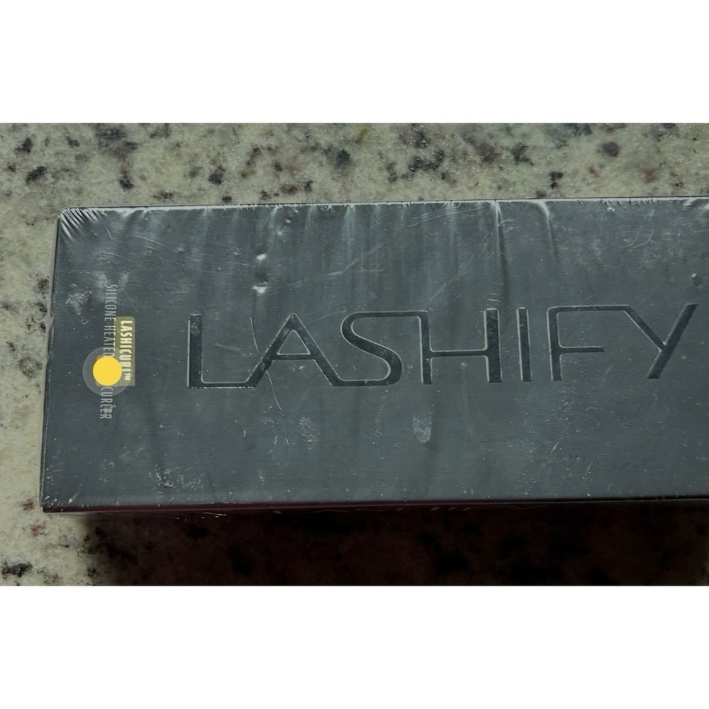 Lashify Heated Silicone Eyelash Curler Lashicurl Black New Sealed